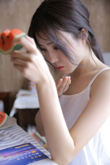 白夜追凶一家五口谁杀的